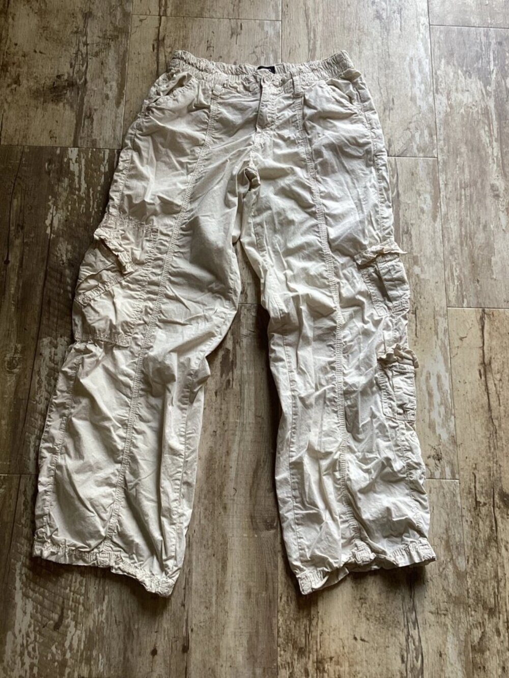 Urban Outfitters BDG Y2K Cargo Pants Off White Women’s Medium